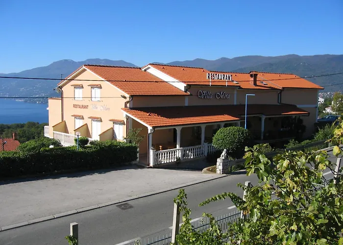 Villa Mira